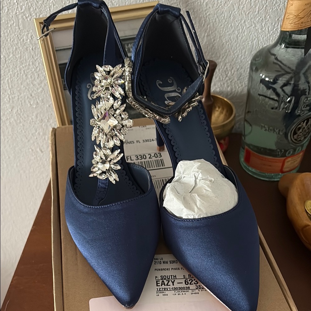 Elegant Blue Satin Women's Shoes
